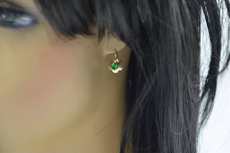 Vintage Jewlery Earrings Emerald Original Vintage 14K Rose Gold vec028r